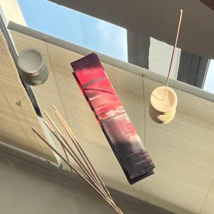 Nevernot Incense Sticks : Soothing Berries