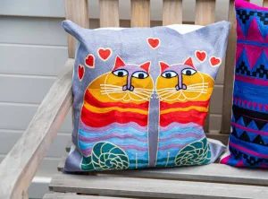 Pillow cover embroidery - cotton - cat heart